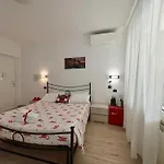 ゲストハウス Il Veliero 4*
